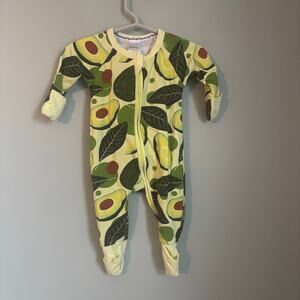 Baby 0-3 Infant Avocado NWOT Zipper Pajamas